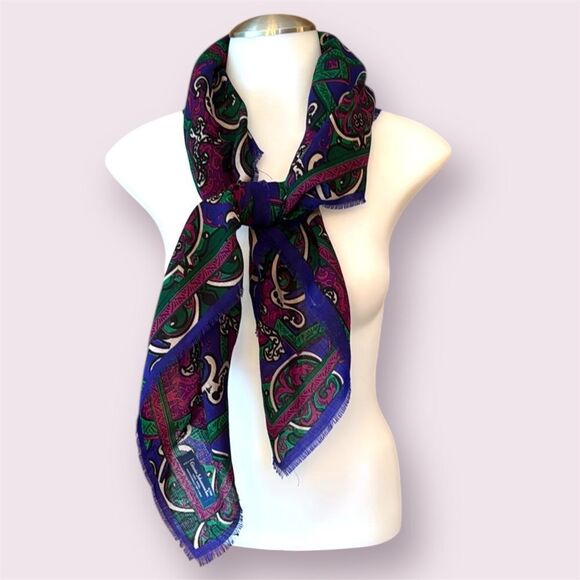 GINNIE JOHANSEN INC. 1988 Vintage Wool Scarf - Picture 1 of 8